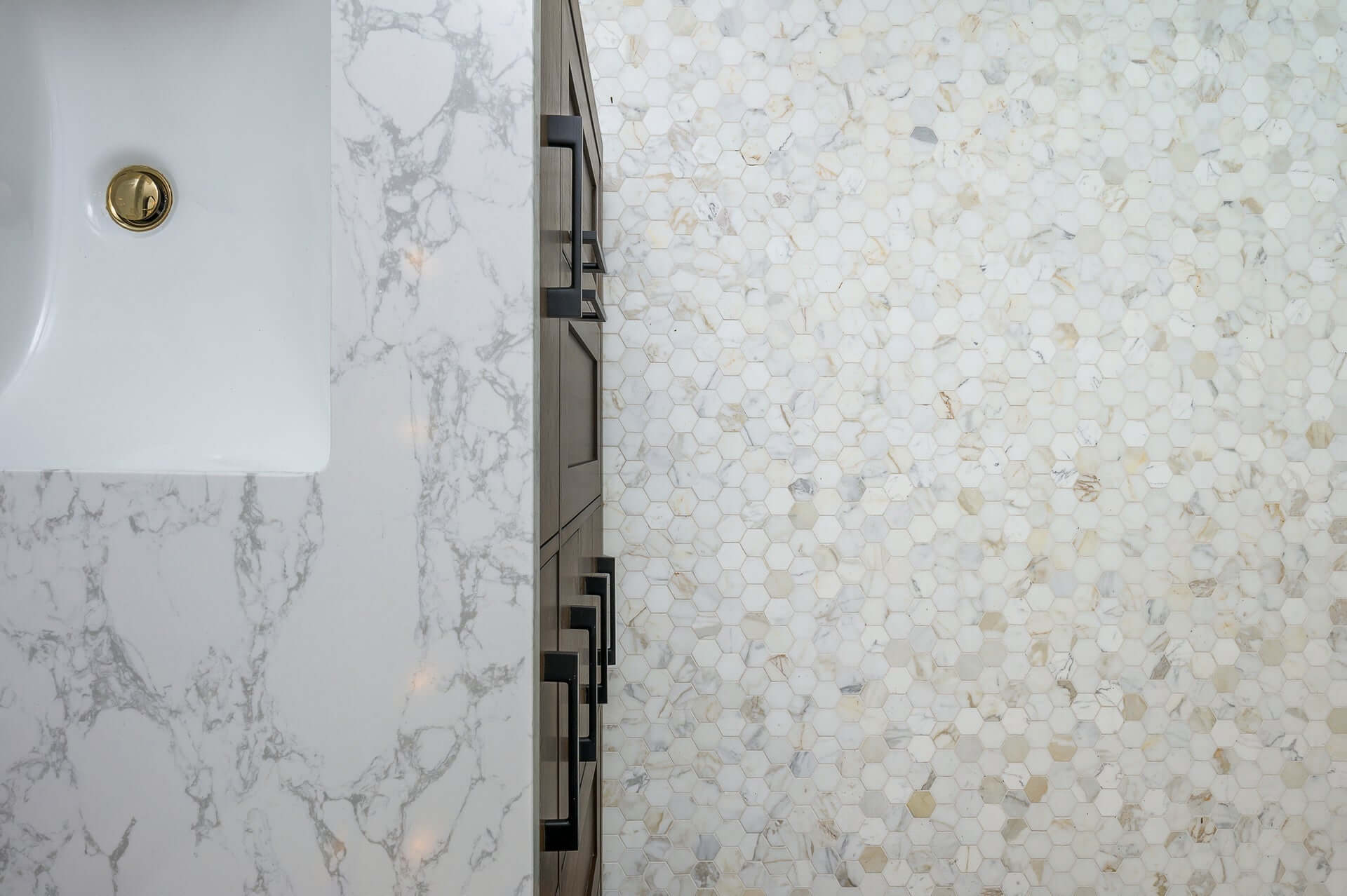 2" Tuscan Calacatta Marble Hexagon Mosaic Tile