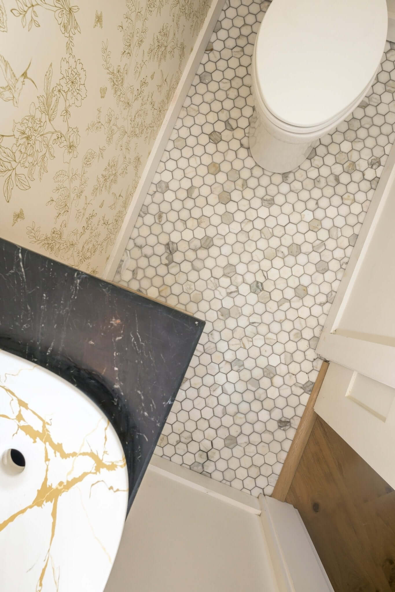 2" Tuscan Calacatta Marble Hexagon Mosaic Tile