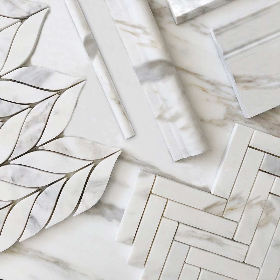 Calacatta Gold Italian Marble 1" x 4" Herringbone Mosaic Tile Honed