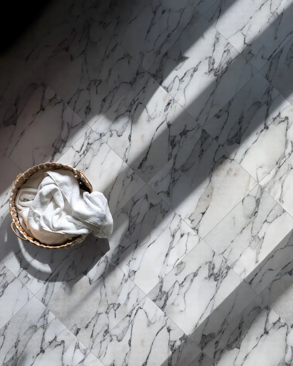 24x24 Arabescato Polished Deluxe Italian Marble