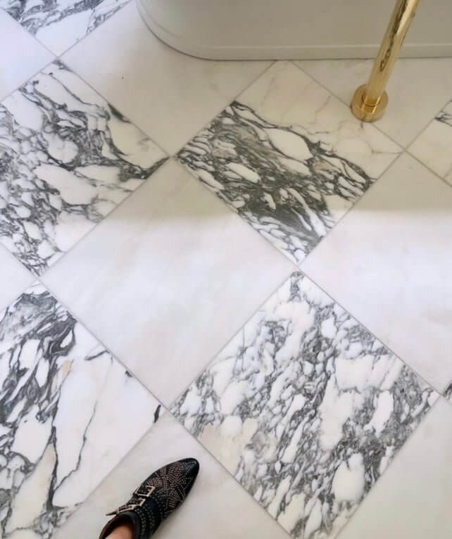 24x24 Arabescato Polished Deluxe Italian Marble