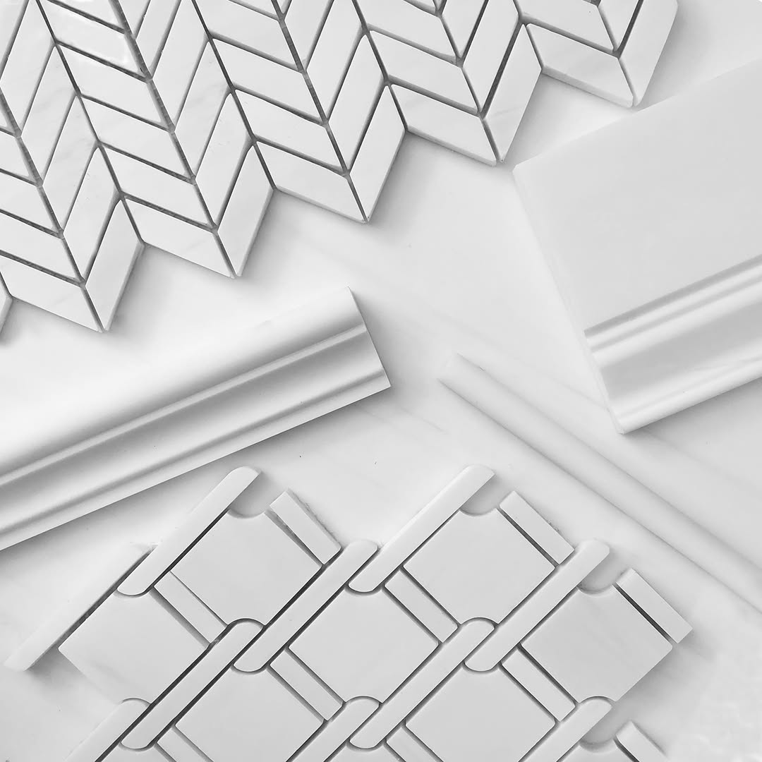 Bianco Dolomite Marble with Bardiglio Gray Leaf La Fleur Waterjet Mosaic Tile Polished