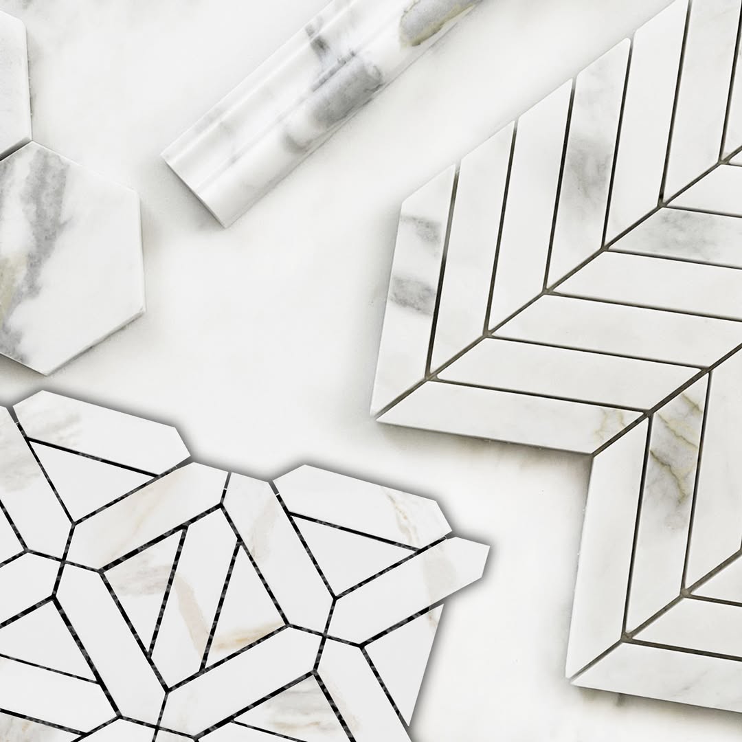 Calacatta Gold Italian Marble Geometrica Mosaic Tile Honed