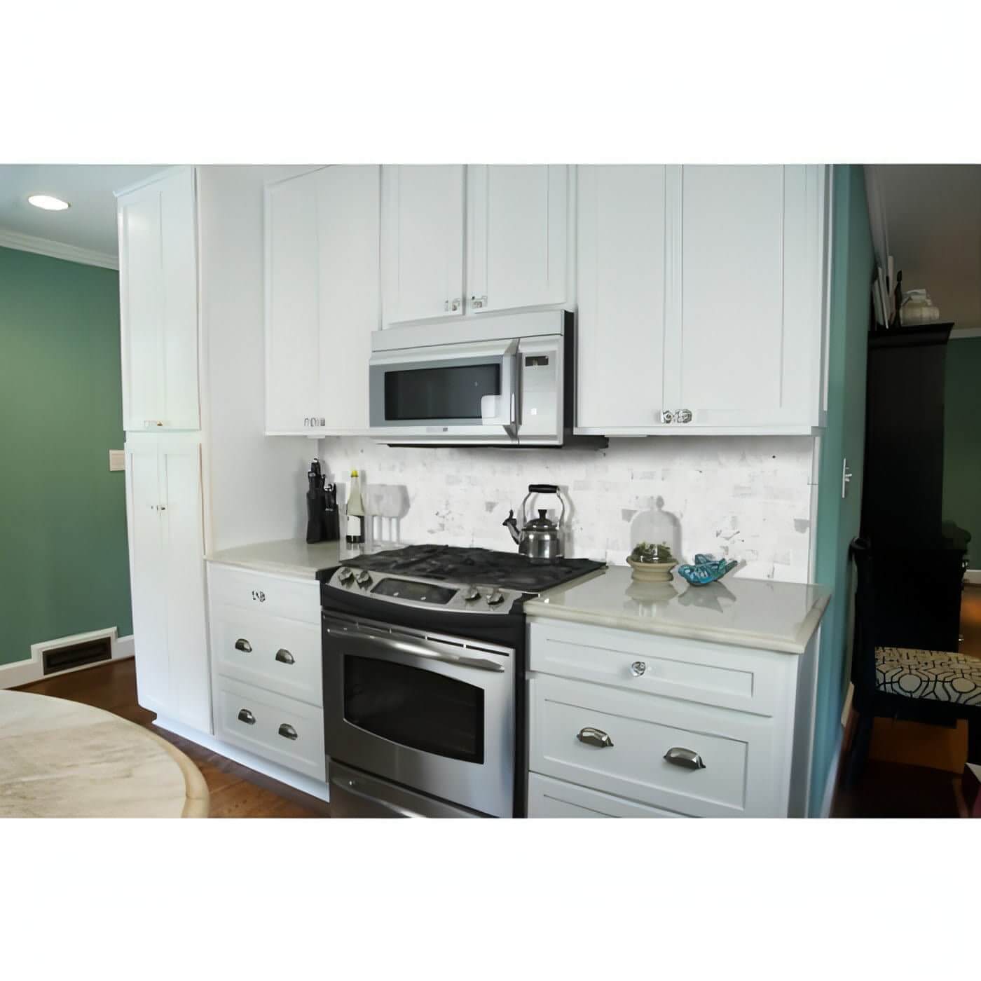 Calacatta Cressa 2X4 Honed Marble Mosaic