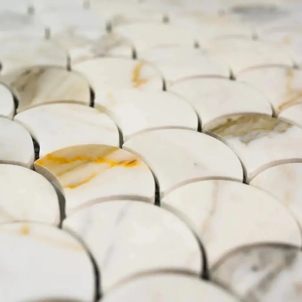 Calacatta Gold Marble Polished Fish Scale / Fan Mosaic Tile