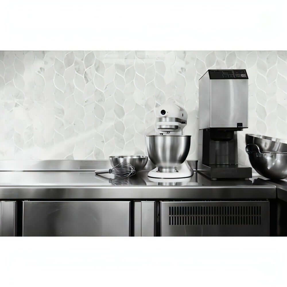 Carrara White Blanco Pattern Honed Marble Mosaic Leaf Pattern 11.62 x13.38