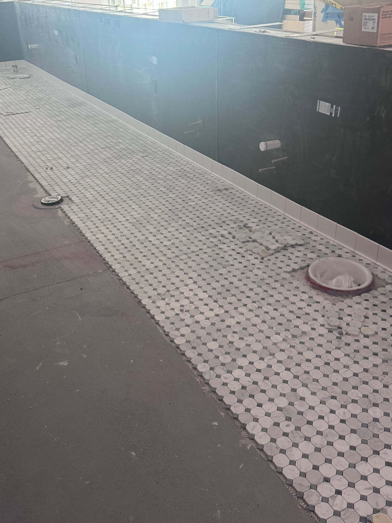 Carrara Cardiglio Octagon Marble Mosaic Tile