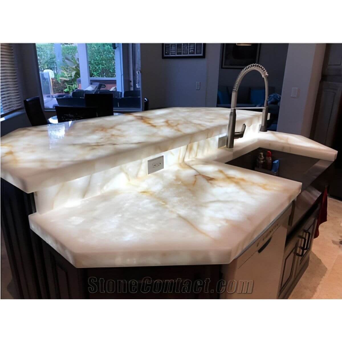 Cristallo Quartzite Countertop Slab Polished 2 CM, Translucent