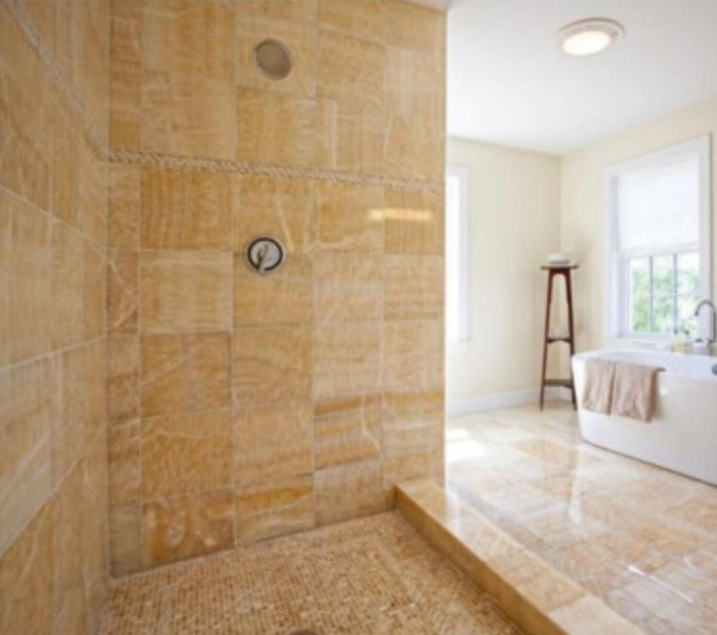 Honey Onyx Tile 12x12 3/8 Polished