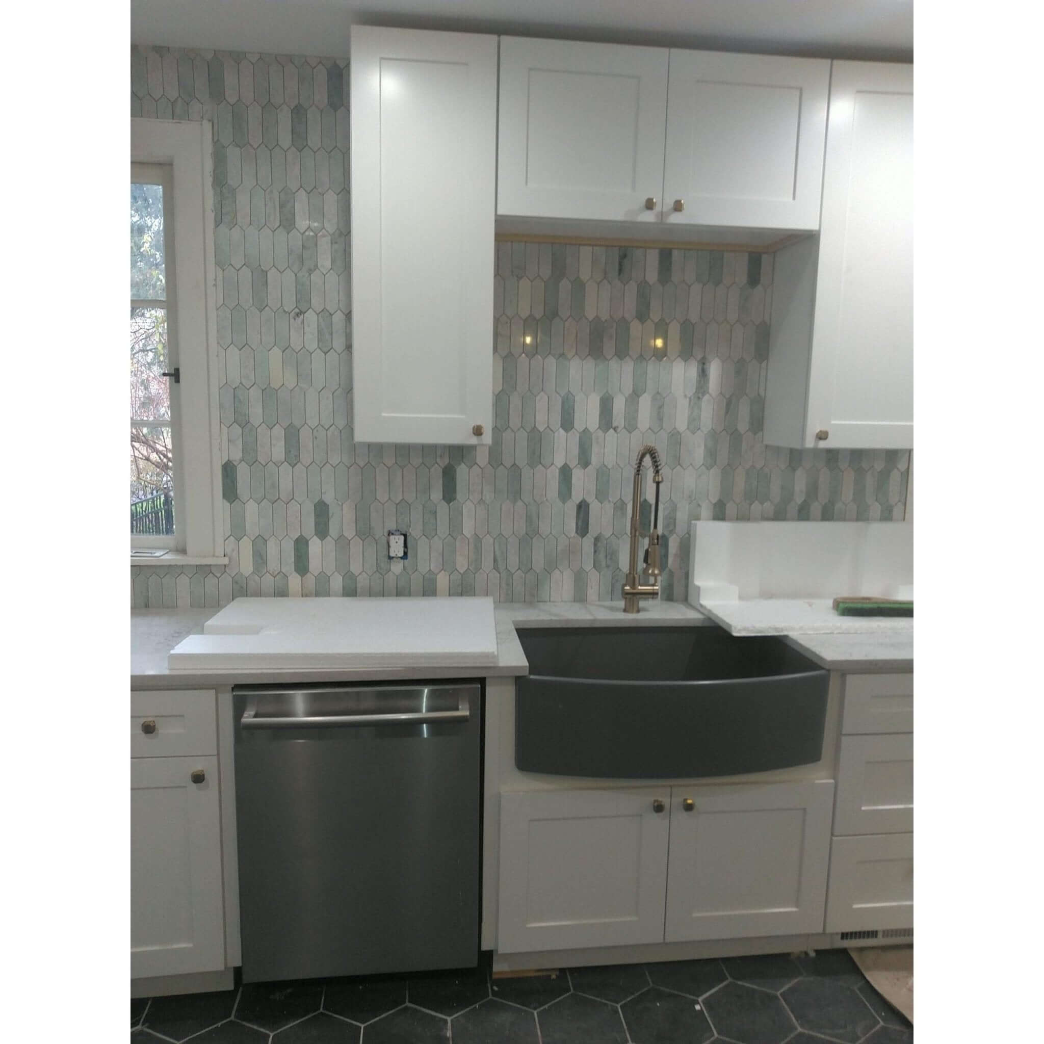 Ming Green Picket Polished Mosaic Tile