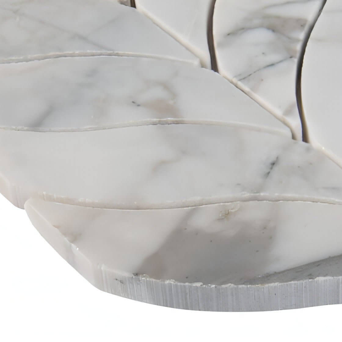 MSI Calacatta Oro Cressa Leaf Pattern Honed Mosaic Tile