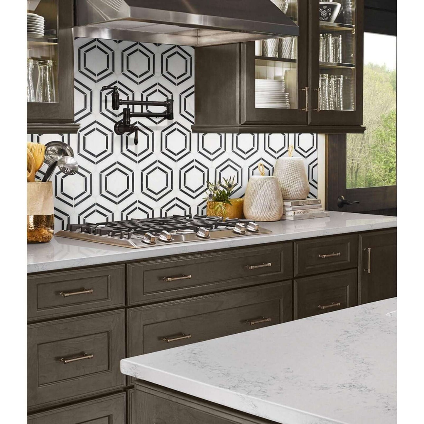 MSI Georama Nero Polished Marble Mosaic